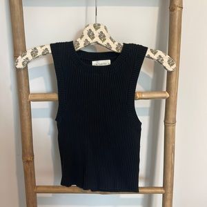 Black ribbed crop tank SIZE MEDIUM